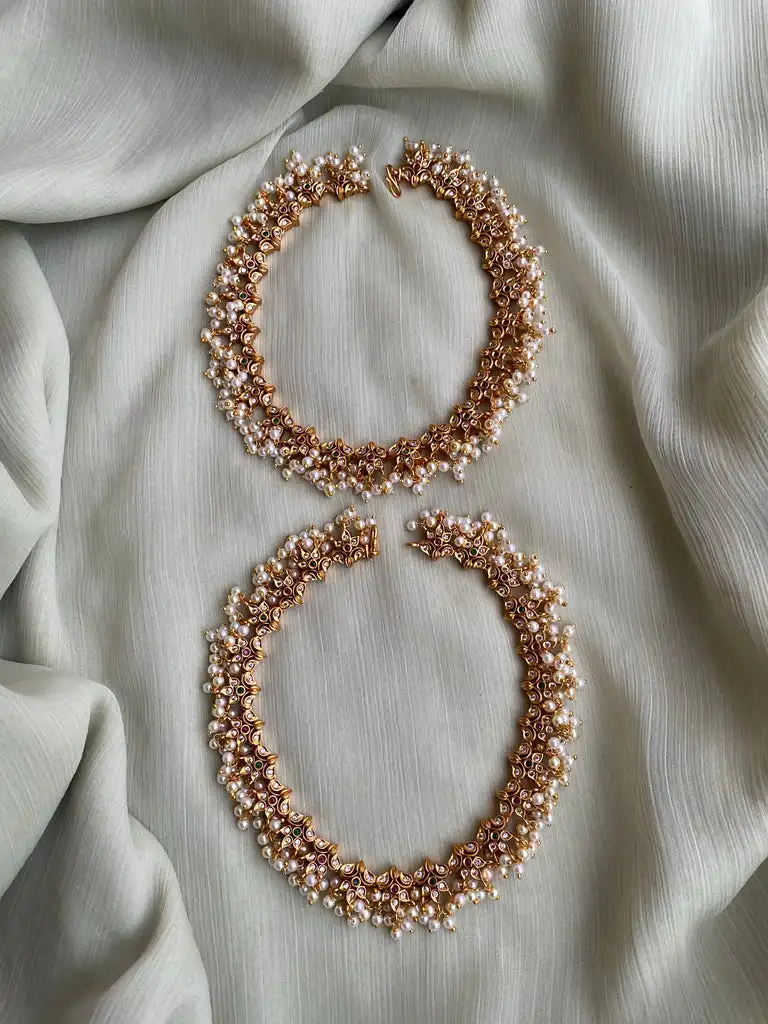 AD Flower Anklets